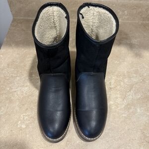 Nautica Leather Boots with Fur Lining